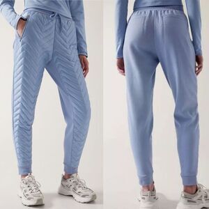 Athleta Womens Size 14 Tall Blue Apres Ski Down Jogger Quilted Outdoor Pants NEW